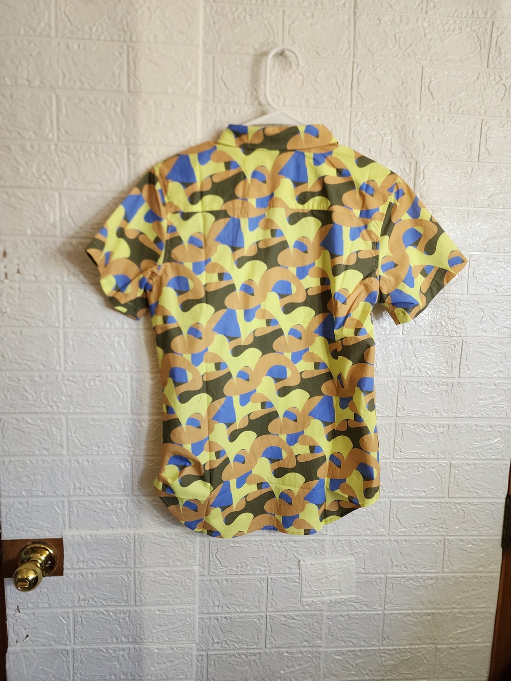 Wildfang Yellow Multicolor Short-Sleeve Button-Down Shirt - Picture 3 of 7
